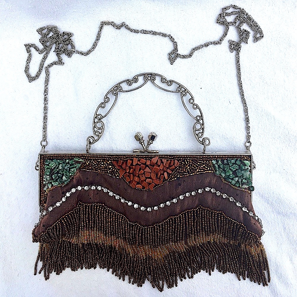🔥NEW!🔥Filagree Top Handle Beaded Fringed Clutch